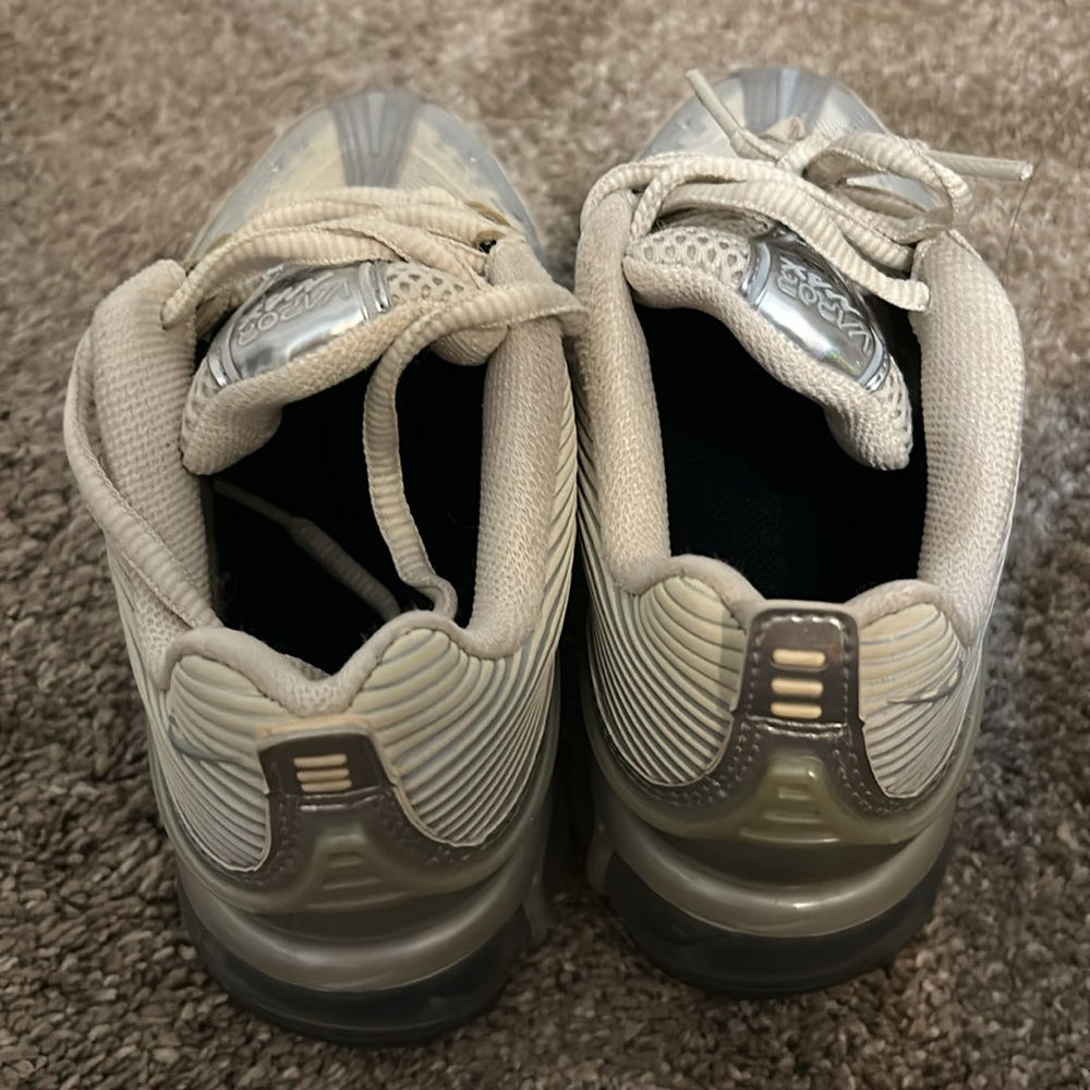 Nike silver reflective vapormax 360 size 5 - Picture 6 of 11